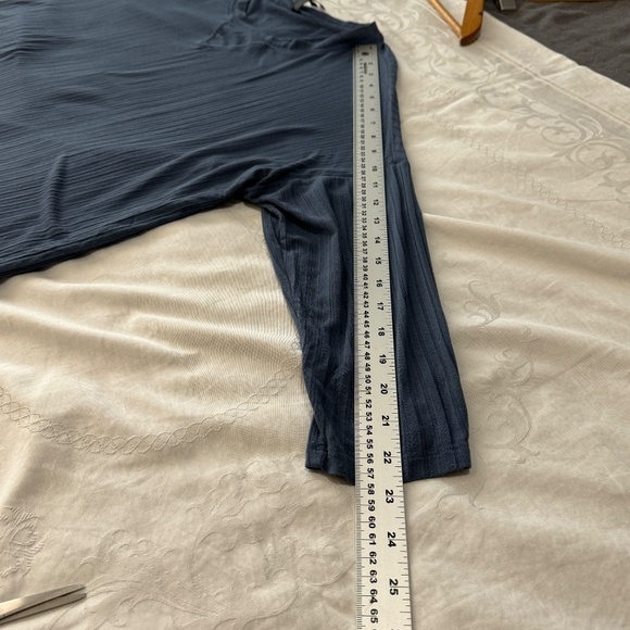 Torrid Sleep Women's Purplish-Blue 1/2 Sleeve Comfy Sleep Top Size M/L Pyjama - Picture 8 of 9